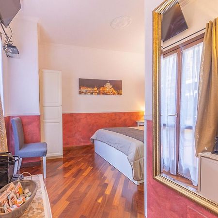 Room In Bb - Camera Doppia In History House Рим Экстерьер фото